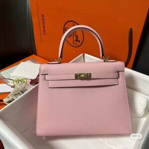 Classic Hermes Bag: A Stylish and Versatile Choice for Elegance